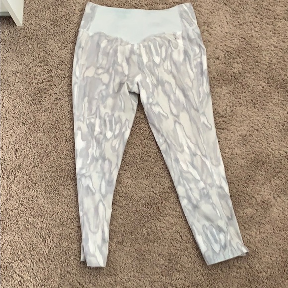 Nike Leggings - Picture 2 of 3